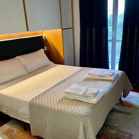 149 Borgo Ticino Suite Attico Di Lusso Con Terrazzo E Parking Privato Pavia Kültér fotó