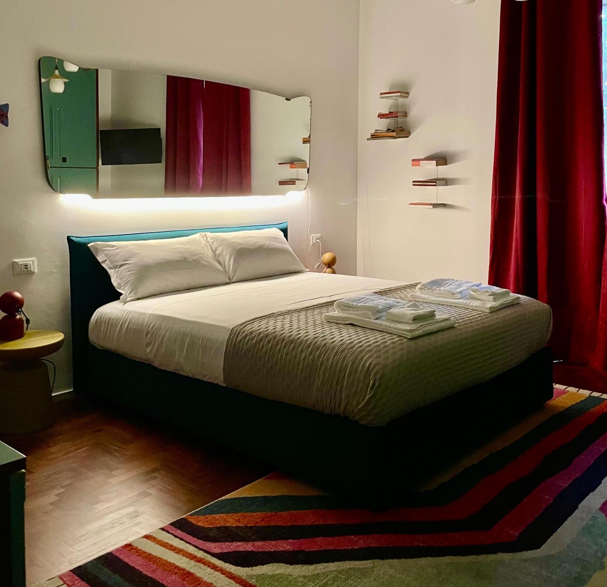 149 Borgo Ticino Suite Attico Di Lusso Con Terrazzo E Parking Privato Pavia Kültér fotó